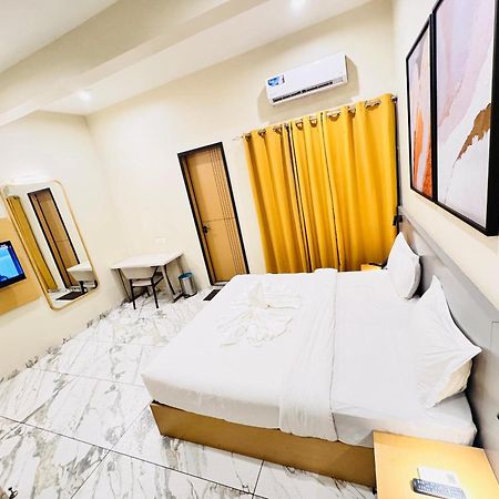Ixoras Hotel Lemba Kinshasa Luaran gambar