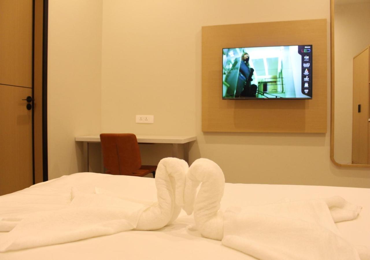 Ixoras Hotel Lemba Kinshasa Luaran gambar