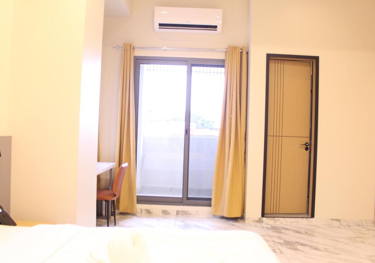 Ixoras Hotel Lemba Kinshasa Luaran gambar