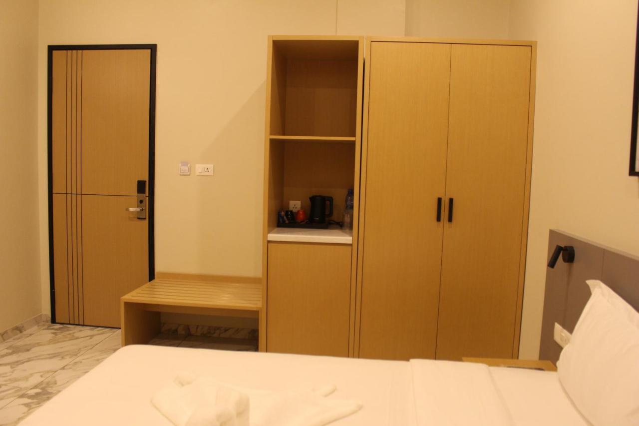 Ixoras Hotel Lemba Kinshasa Luaran gambar