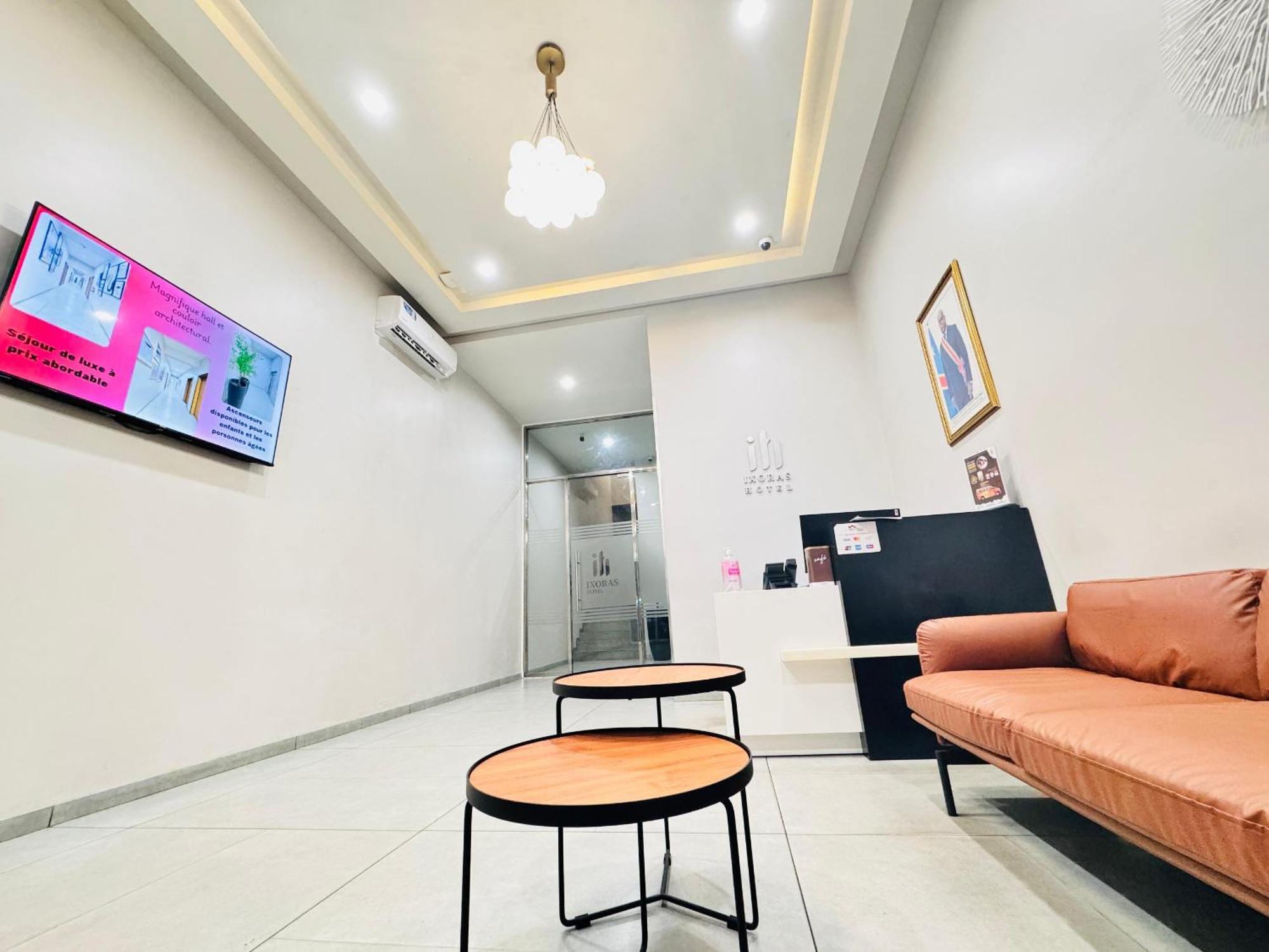 Ixoras Hotel Lemba Kinshasa Luaran gambar