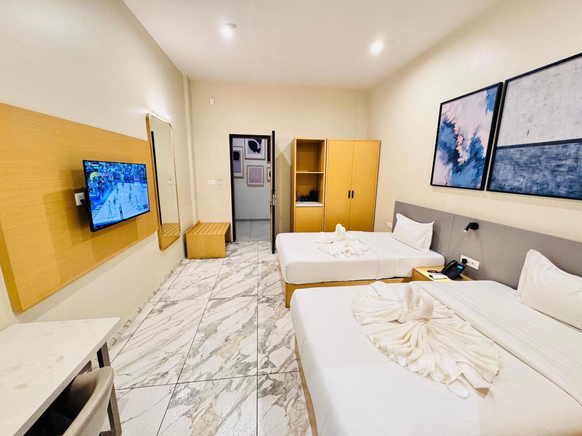 Ixoras Hotel Lemba Kinshasa Luaran gambar